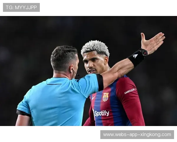 巴萨防线再遭考验,欧冠出线悬念难解 巴萨防线再遭考验,欧冠出线悬念难解