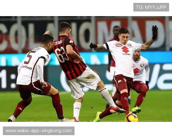 AC米兰边后卫插上完成致命传中助攻：一个边路奇兵的影子夜