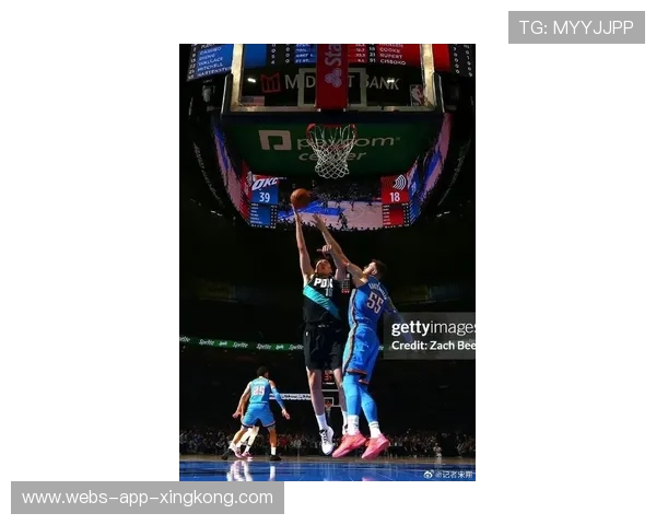 唐斯篮下补篮入网，森林狼把分差稳稳守住