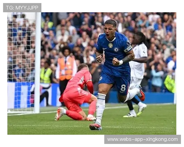 恩佐在中场送出贯穿防线的直线球：那一脚定义比赛的艺术与力量